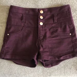 High waisted maroon shorts